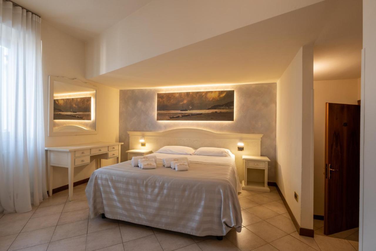 Hotel San Lorenzo Pozzolengo Buitenkant foto