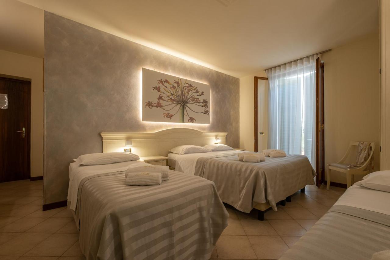 Hotel San Lorenzo Pozzolengo Buitenkant foto