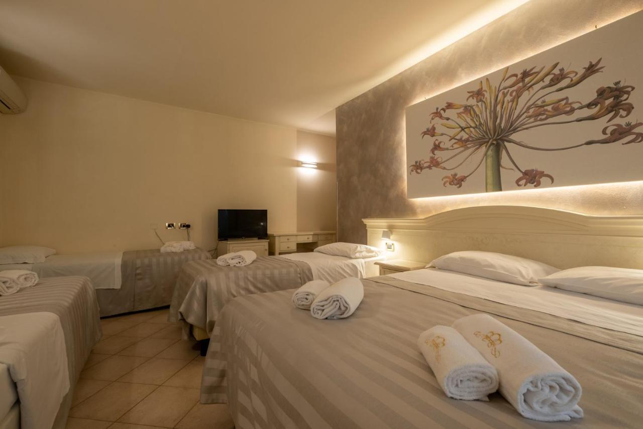 Hotel San Lorenzo Pozzolengo Buitenkant foto