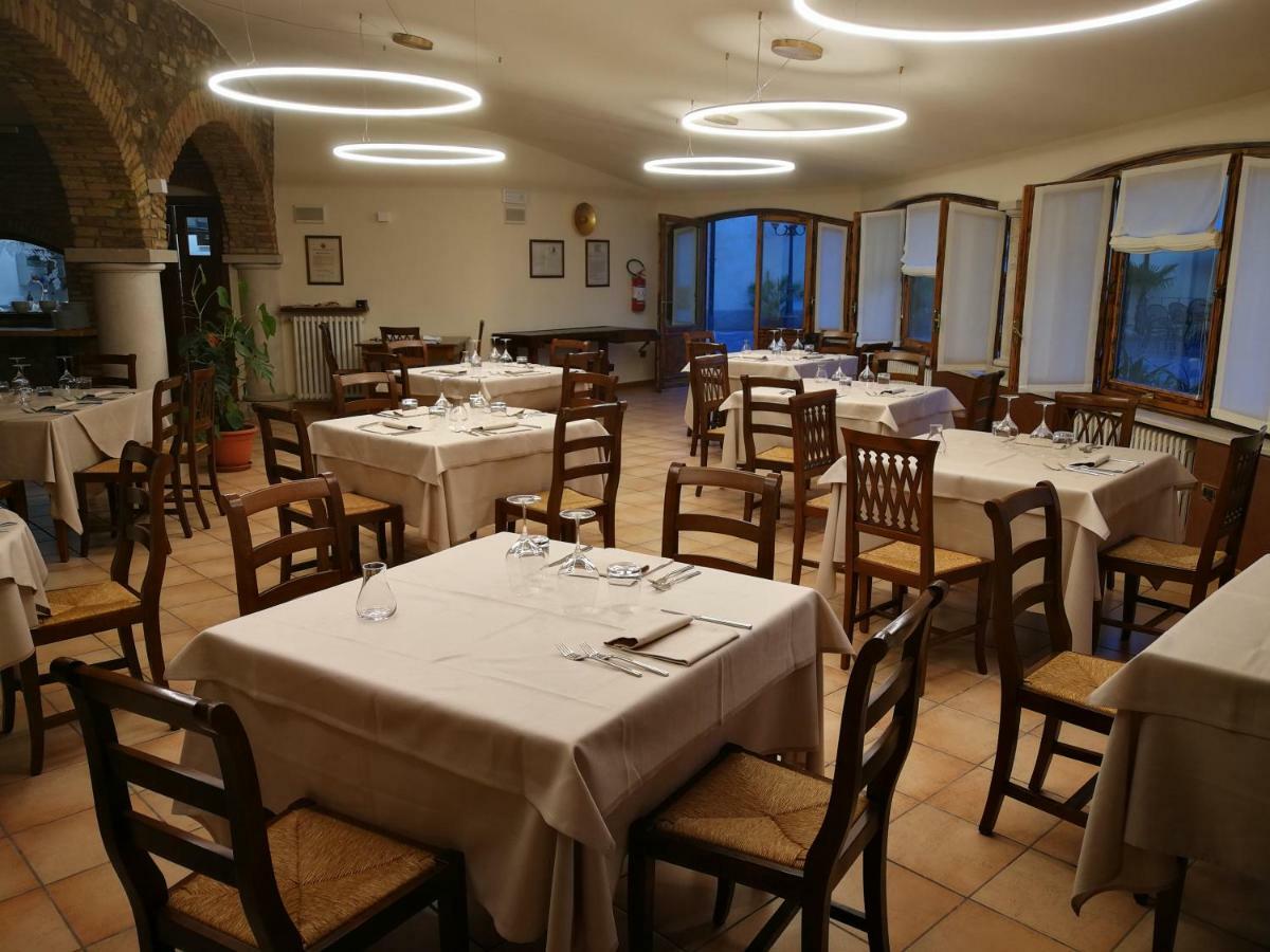 Hotel San Lorenzo Pozzolengo Buitenkant foto
