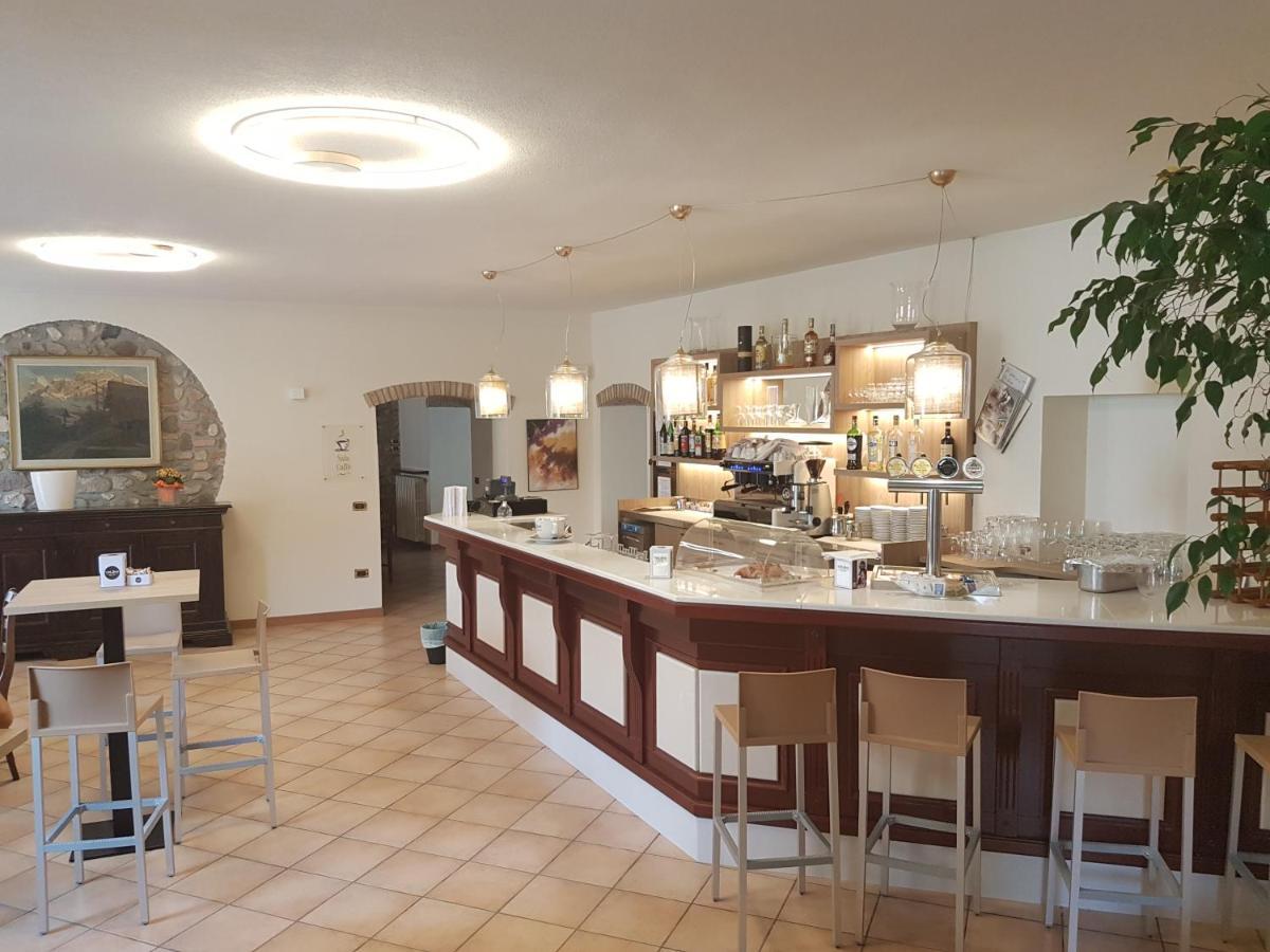 Hotel San Lorenzo Pozzolengo Buitenkant foto
